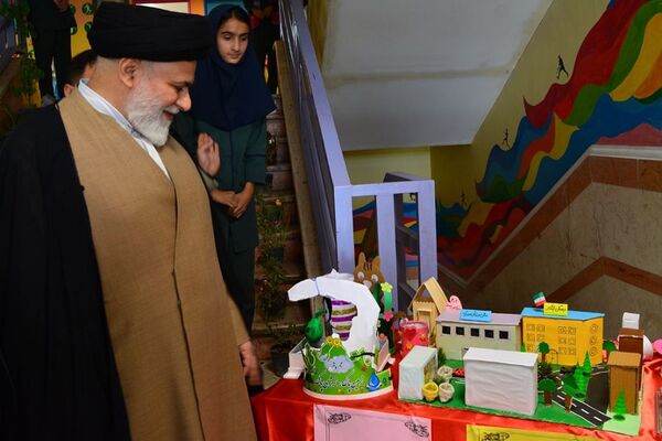 برگزاری مراسم هفته زمین پاک در بهارستان‌دو