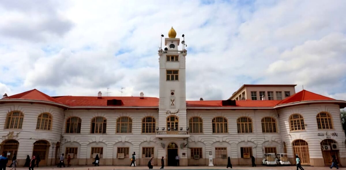 میدان شهرداری رشت، نماد تاریخ معاصر و مقصد گردشگران در شهر باران