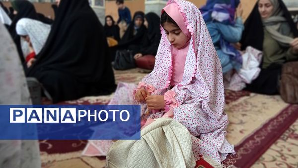 دهه نودی‌ها در نماز عبادی سیاسی جمعه