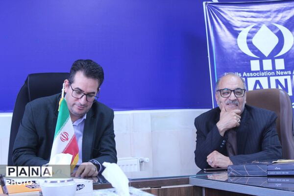 دیدار مدیرکل آموزش‌وپرورش خراسان شمالی با خبرنگاران دانش‌آموز پانا