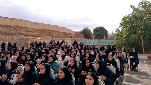 جشن جوانه‌ها در مدرسه دخترانه شهید رجایی اهر
