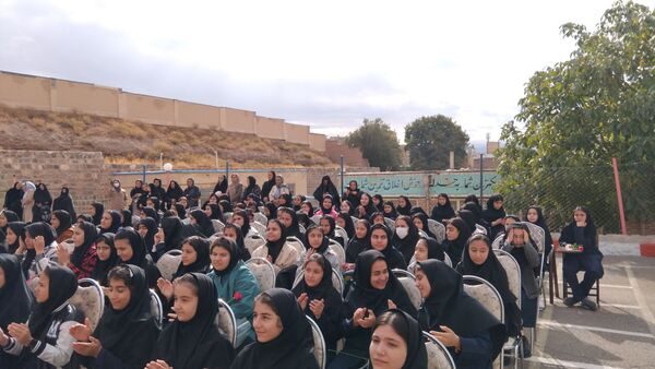 جشن جوانه‌ها در مدرسه دخترانه شهید رجایی اهر