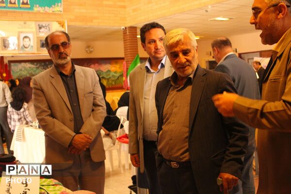 آثار هنرجویان هنرستان‌های ناحیه یک همدان به نمایش درآمد