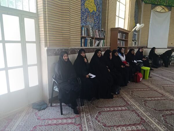 اردوی عملی آموزش آمادگی دفاعی مرحله دوم مدارس دخترانه متوسطه اول پایه نهم فلاورجان 