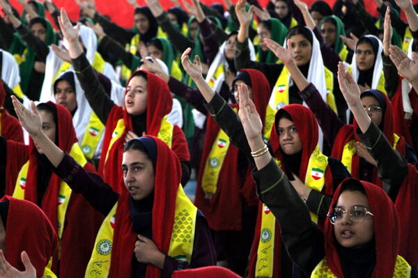 همایش یاور وطن به همت سازمان دانش‌آموزی یزد