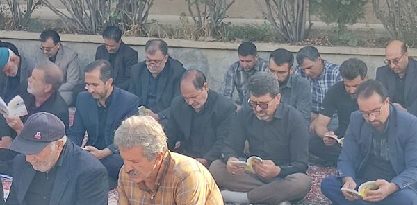 مراسم قرائت زیارت عاشورا در تیتکانلو