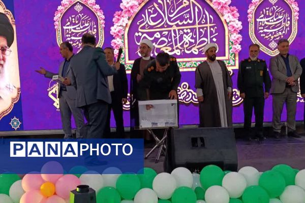 برگزاری جشن بزرگ دختران ایران قوی در شهرستان قرچک 