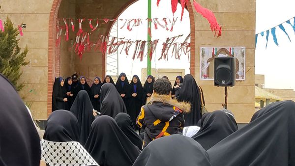 تجدید میثاق مردم صفادشت با شهدای گمنام