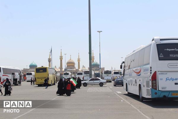 حضور کودکان و نوجوانان در مراسم سالگرد ارتحال حضرت امام(ره)