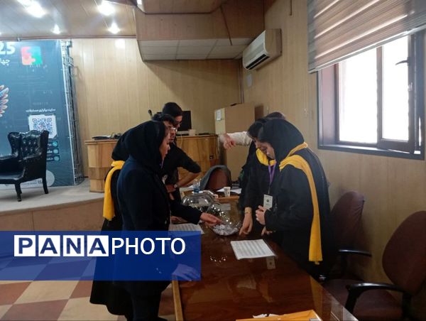 درخشش هنرستان آزادی فلسطین در چهارمین دوره مسابقات کشوری کید‌کد