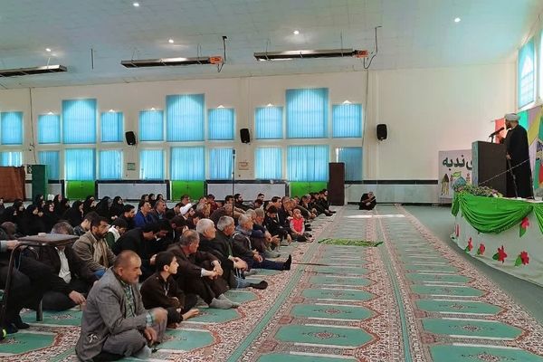 نماز جمعه مارگون همزمان با آغاز دهه فجر