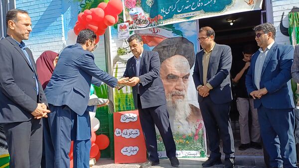 آیین جشن شکوفه‌ها در دبستان زکیه شیروان