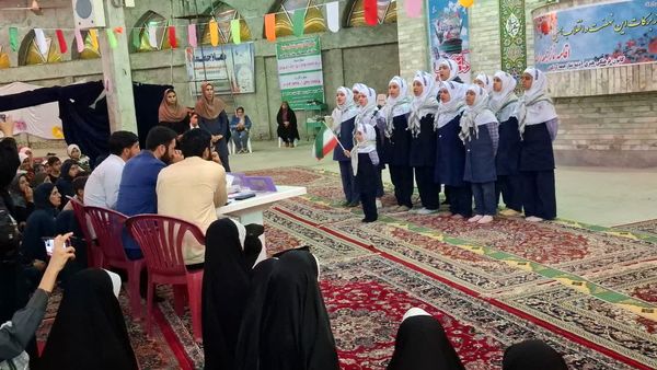 جشنواره سرودخوانی به‌مناسبت هفته دفاع مقدس