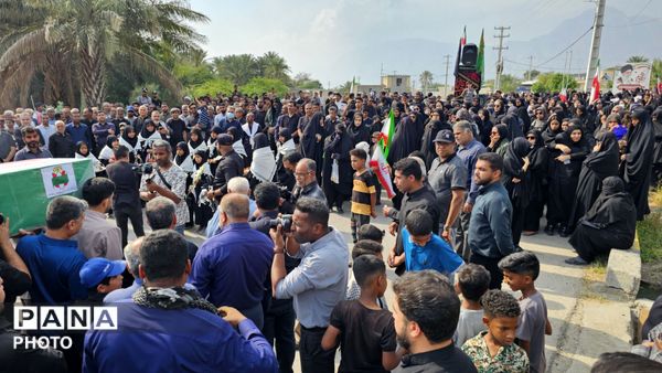 تشییع پیکر شهید امیر چشم‌به‌راه با حضور گسترده مردم در شهر شمیل