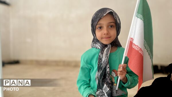 نماز جماعتی که در غم فراق پدر امت خوانده شد