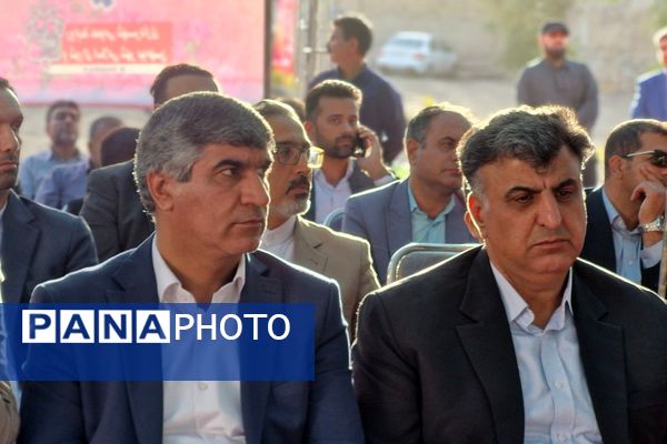 آیین خشت گذاری و افتتاح مدارس در منطقه پردیس با حضور استاندار تهران و مدیر کل شهرستانهای استان تهران 