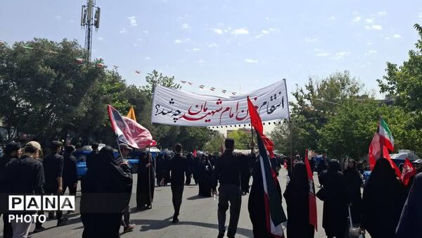 وداع با رهبر شهید انقلاب و تجدید عهد با آرمان‌های رهبر در مصلی تهران