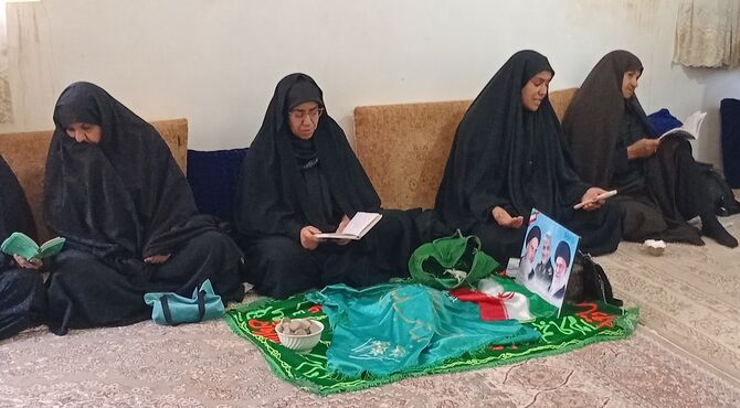 از سفره‌ صلوات تا علمِ عزا؛ روایتی از روستای نقاب در اولین جمعه محرم