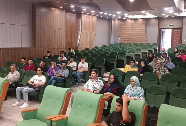 همایش انتخاب رشته کنکور سراسری و معرفی رشته های دانشگاهی، در شهرستان ملارد