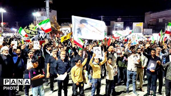 تداوم تجمعات شبانه در میناب؛ روایت حضور و همدلی شهروندان