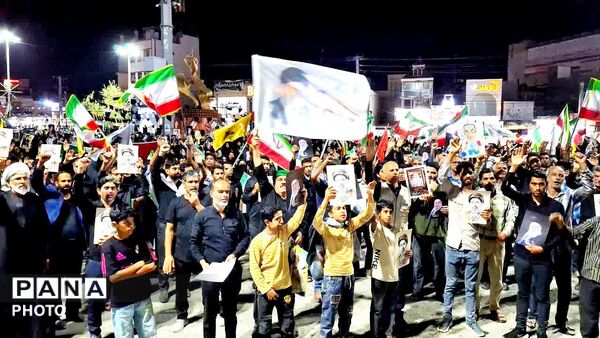 تداوم تجمعات شبانه در میناب؛ روایت حضور و همدلی شهروندان