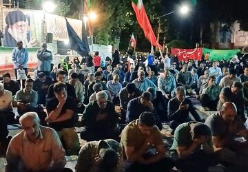 خرم آبادی ها وحدت و عشق به وطن را به تصویر کشیدند