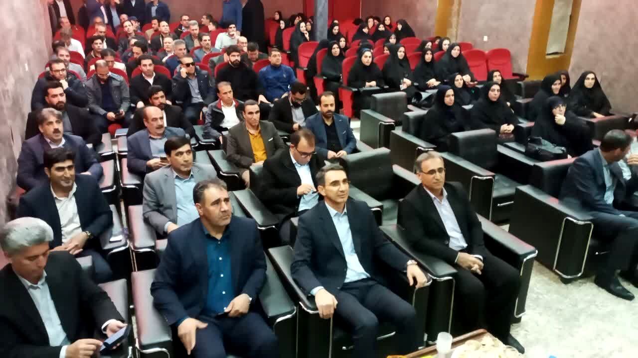 حضور مدیر کل آموزش و پرورش لرستان  در تجمعات پرشور شبانه