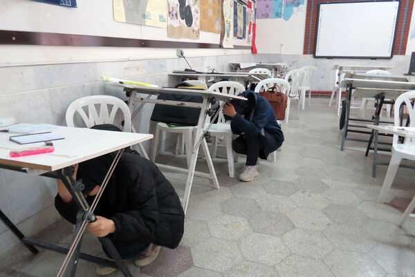 برگزاری مانور زلزله در هنرستان محمودیه شهرستان بجنورد 
