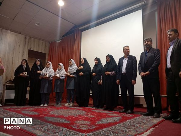 تجلیل از تئاتر دانش‌آموزی  و خبرنگاران پانا در کانون شهید مطهری شهرستان ساوجبلاغ 