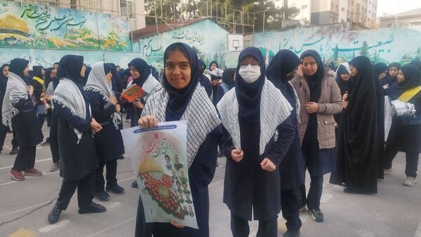 زنگ انقلاب در دبیرستان شاهد تکتم نواخته شد