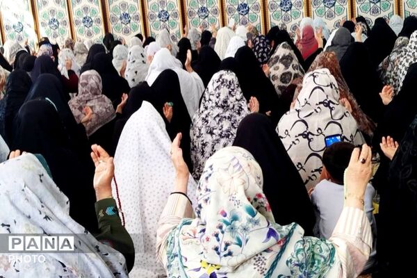 تجلی بندگی در صفوف به‌هم‌پیوسته؛ فشافویه در عید قربان یکپارچه غرق در نیایش شد