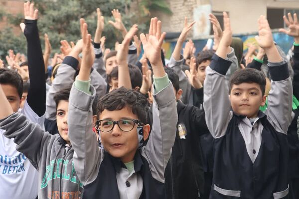 صبحگاه دانش در دبستان خیراندیشان گرگان