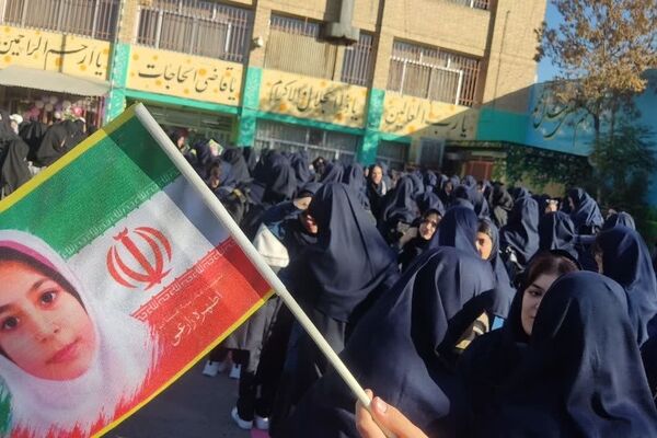 صدای زنگ مدرسه و شور و هیجان دوباره در مدرسه شهید حمزه ربیعی