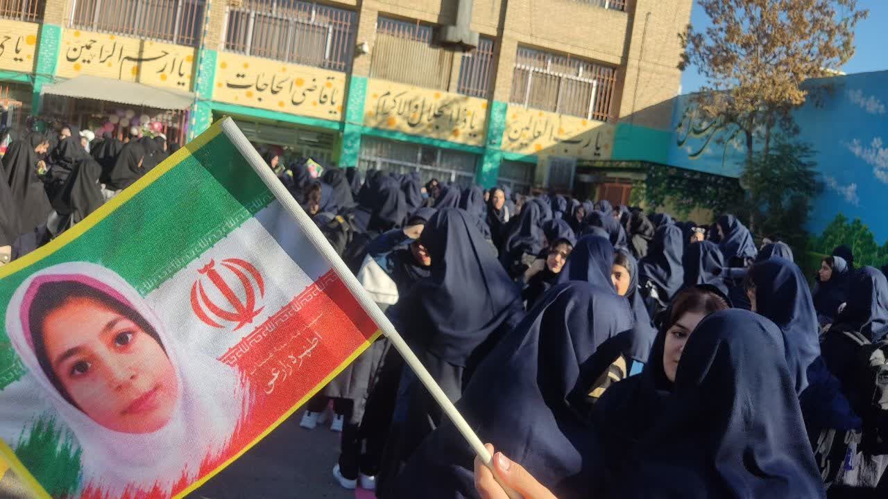 صدای زنگ مدرسه و شور و هیجان دوباره در مدرسه شهید حمزه ربیعی
