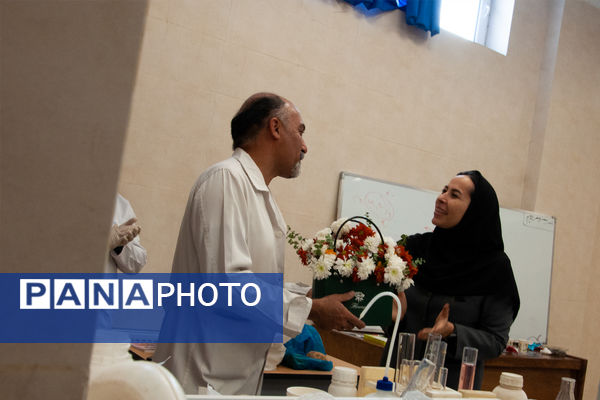 کارگاه استانی"طراحی آزمایش‌های جذاب و کاربردی" ویژه دبیران شیمی 