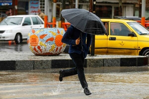 تشدید بارش‌های رگباری در برخی مناطق کشور