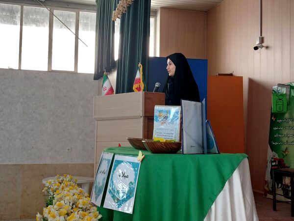 جشن ولادت امام حسن عسکری(ع) در دبیرستان شاهد شهید کلانتری ناحیه 1 کرج 