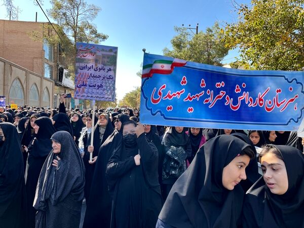 راهپیمایی سیزدهم آبان ماه در شهرستان خلیل آباد 
