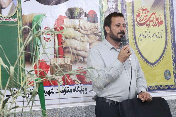 برگزاری یادواره شهدا در روستای دولاب با حضور مسئولان و خانواده‌های شهدا