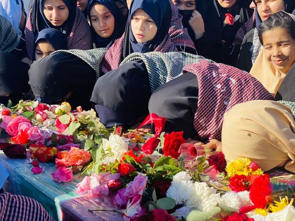 مراسم استقبال از شهید گمنام در شهرستان مه‌ولات