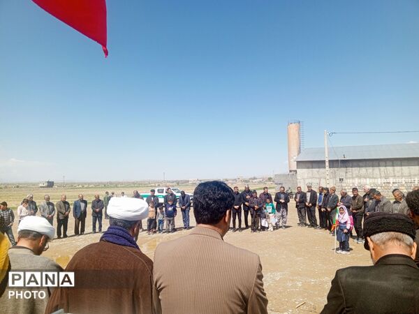 مردم شهر تیتکانلو در سوگ چهلمین روز شهادت رهبر معظم انقلاب