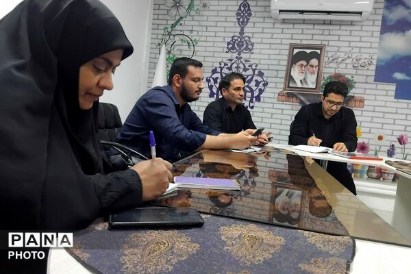 هم اندیشی معاون پرورشی و شورای دانش‌آموزی شهرستان ملارد