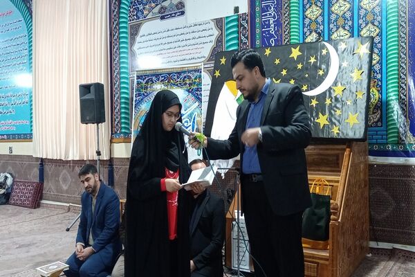 اعتکاف دانش‌آموزی درشهرستان مرزی پارس آباد 