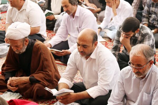  مراسم دعای پر فیض عرفه و مناجات عاشقانه امام حسین(ع) در زیارتگاه شهید آیت ا... مدرس(ره)