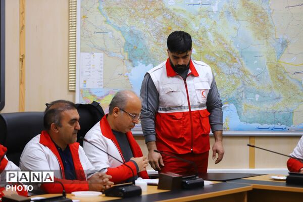 امدادگران؛ قهرمانان خاموش
