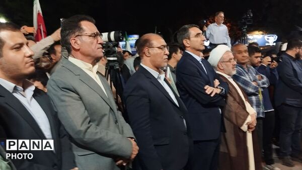 خرم آباد در عید غدیر صحنه‌ای باشکوه از وحدت و ولایتمداری خلق کرد