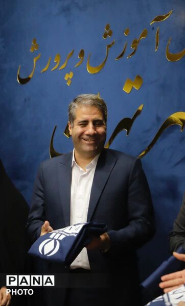 تقدیر از خبرنگاران برگزیده پانا در پایتخت