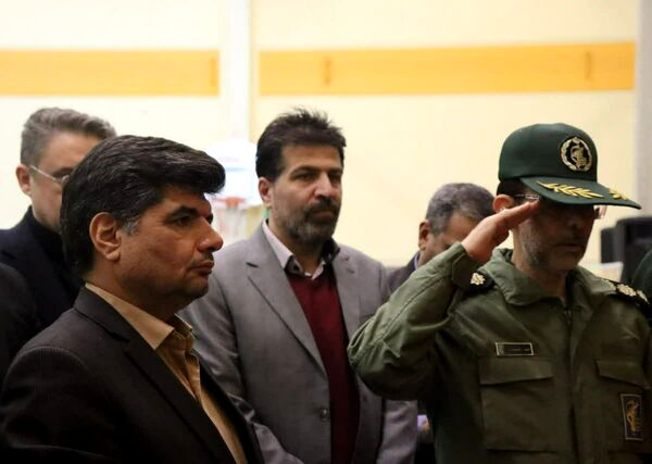 آیین استانی نواختن زنگ انقلاب استان خراسان رضوی در ناحیه ۵ مشهد