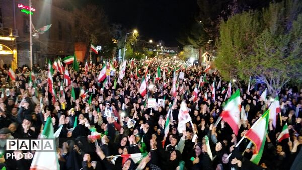 مراسم تشیع پیکر مطهر شهید رضا روزگرد