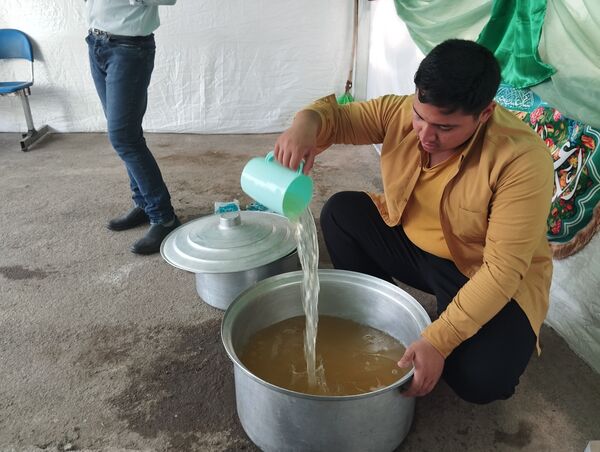 موکب دبیرستان ناصر در آموزش  و پرورش ناحیه ۷